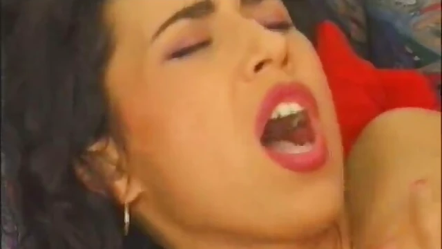 Hot Latina Babe Gets Hardcore Fucked & Takes Massive Facial