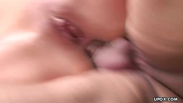 Sizzling Luscious Lopez Enjoys Steamy Garden Anal Adventure