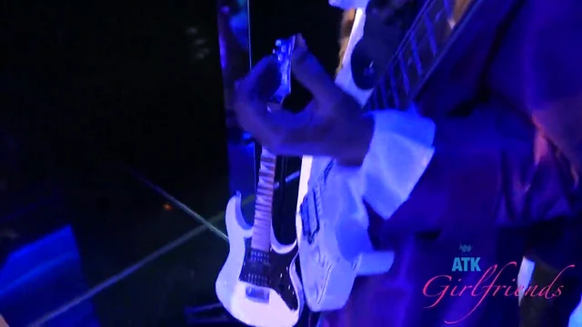 Sexy Brunette MILF Explores Mannequin Museum with Naughty Intentions