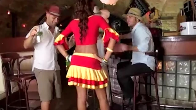 Katia De Lys Craves Multiple Dicks in Her Mouth Simultaneously