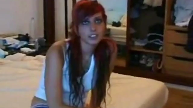 Amateur Espanola Redhead Chick Gets Fucked At Home In Hot Porn Showdown