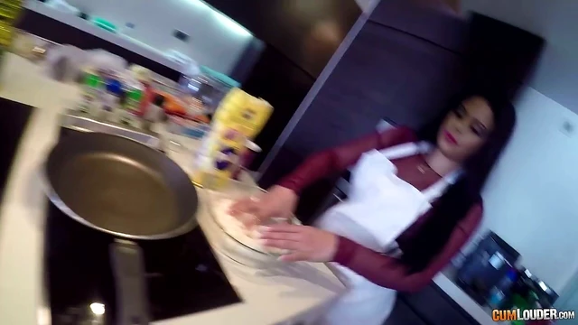 Passionate Friends Share Dicks Together With Smoking Hot Sheila Ortega