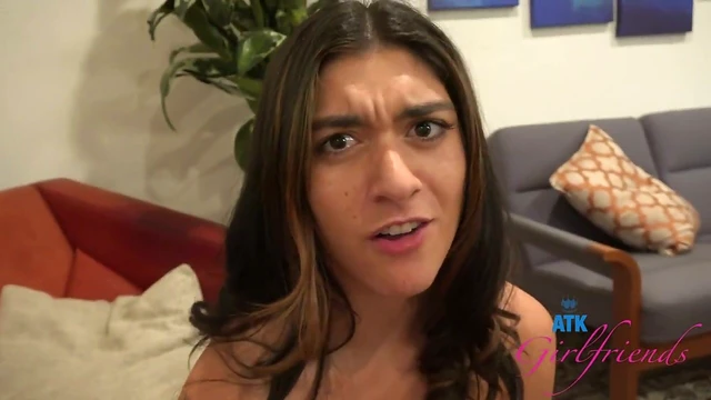 Seductive Brunette Aubry Opens Trimmed Pussy Wide for Delicious Fucking