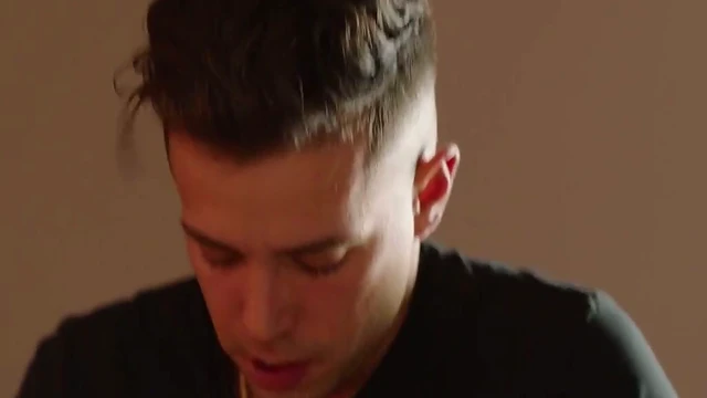 Valentina Ricci's Tight Pussy Struggles To Accommodate Thick Cock Properly