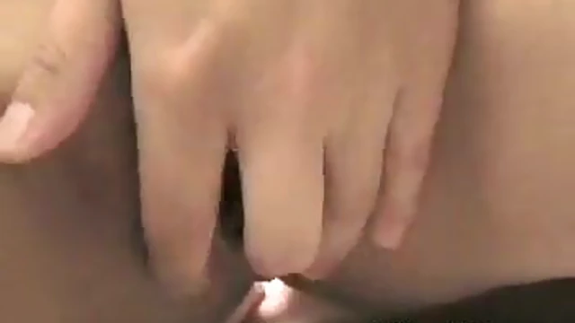 Camilla's Hot Amateur Showoff Gifts Man Her Luscious Latina Pussy