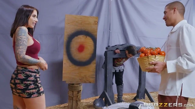 Winning Game Prize Leads to Ivy LeBelle's Hot Fairground Fuck Fest