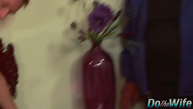 Jenla Moore Tempts Husband Watching Her Steamy Fuck Session Live