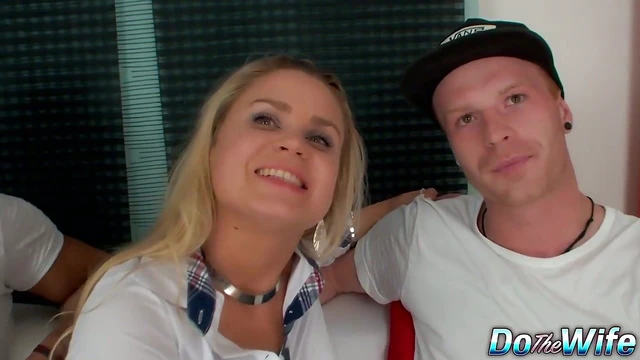 Sizzling Blonde Wife Barra Brass Gets Hard creampie Action