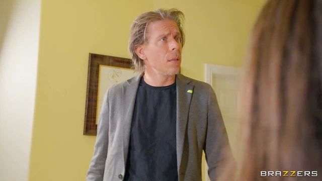 Excited Boyfriend Watches Girlfriend Lily Lou Get Butt Fucked Deeply