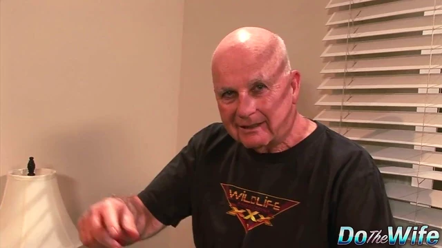 Hot Stud Pushes Ariella Ferrera's Limits Until She Squirts Hard