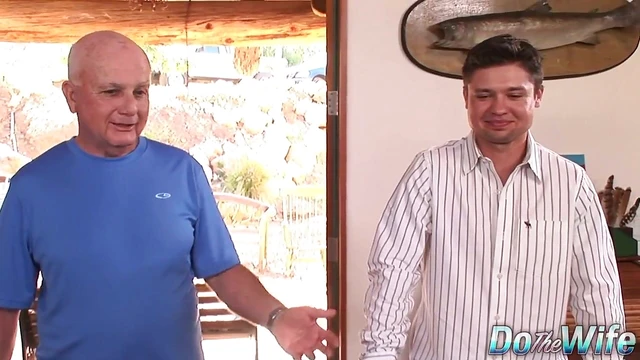 Husband Watches Wife Get Fucked by Ripped Muscle Man