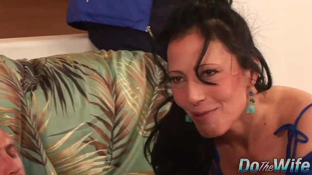 Zoey Holloway Screws Lover While Cuck Watches Desirefully