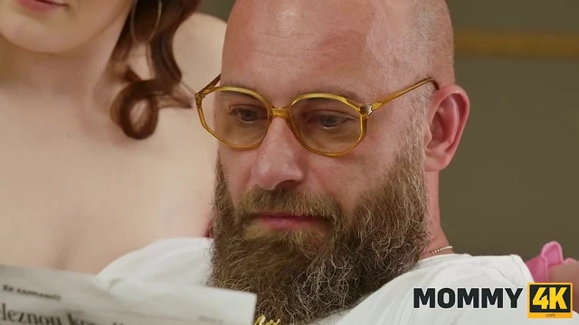 Blonde Vały Secret Gets Her Cock Hunger Fulfilled In Front Of Friends