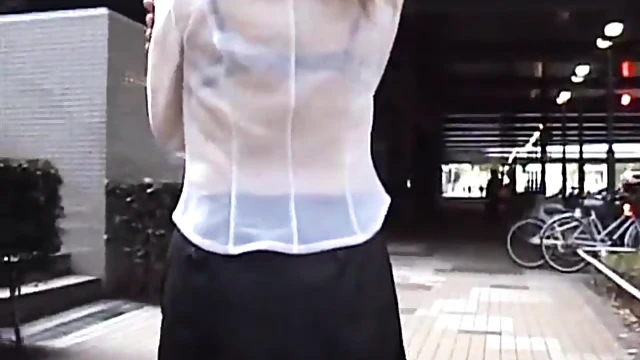 Yu Sakura Changes Clothes, Tempts Strangers Before Public Sex Act