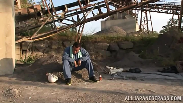 Ruri Saijoh Outdoors, Pretty Babe Sucks Cock & Gets Fucked Hard Naturally