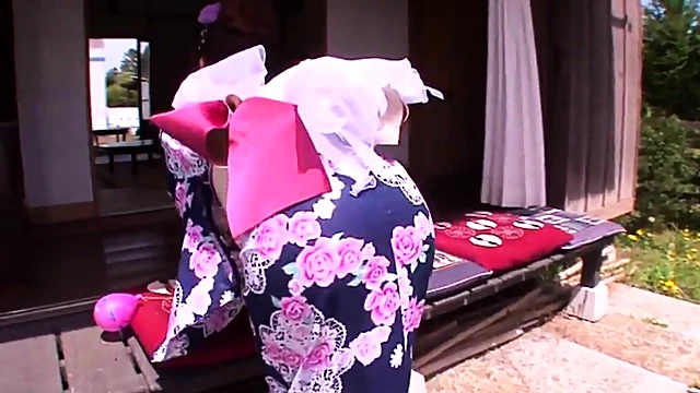 Exquisite Geisha Seduces And Gets Fucked Hard By Passionate Partner