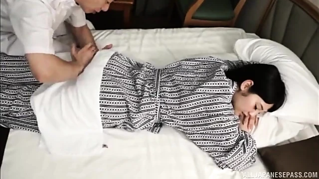 Passionate Japanese Amateur Gets Pleasure From Her Boyfriend's Cock In Hd