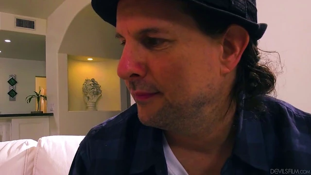 Excited Cuckold Watches Penny Pax Get Rough Fucked by Stranger