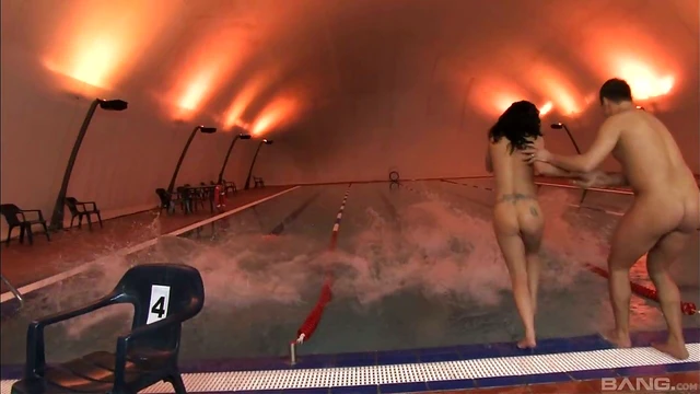 Passionate Jasmine Rouge Takes Two Cocks Simultaneously for Extreme Pleasure