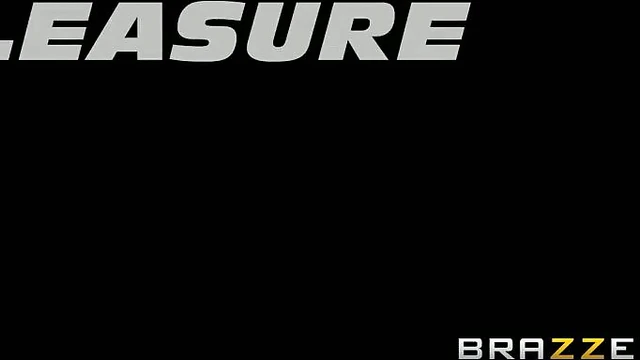 Hot Pornstar Sluts Party Hard With Big Cock Guys For Hardcore Fuckfest