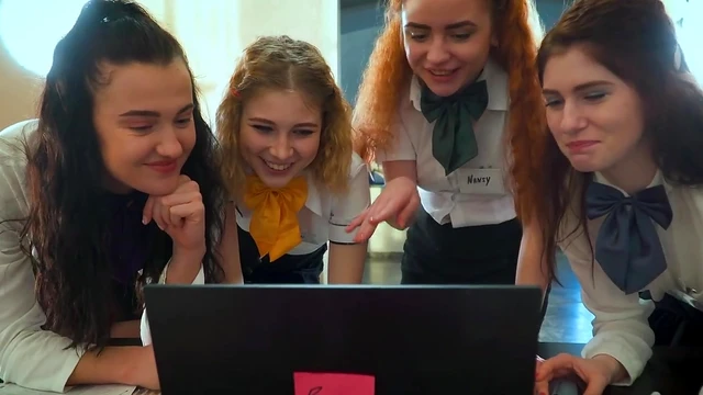 Hot Pearl & Eva Red's Tabletop Group Sex Adventure Ignites Desire