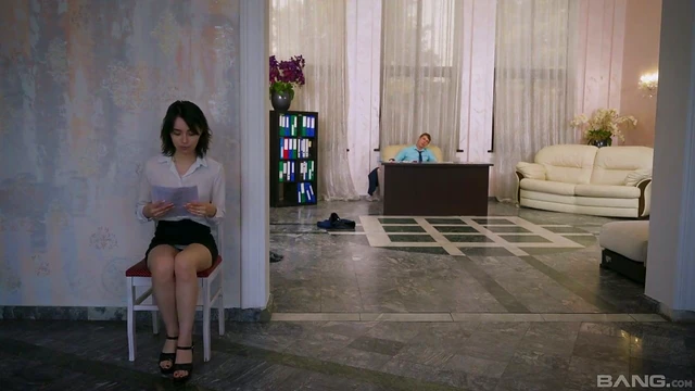 Hot Pearl & Eva Red's Tabletop Group Sex Adventure Ignites Desire