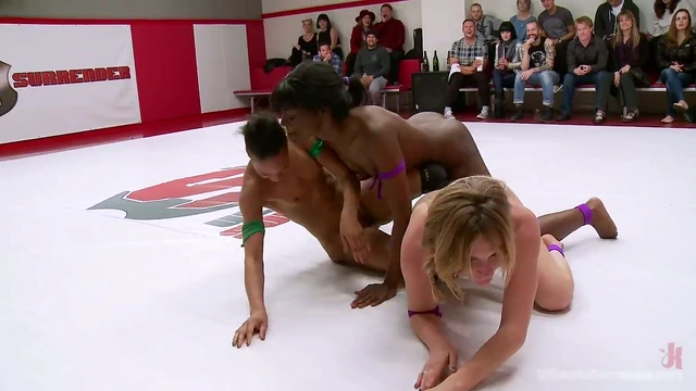 Horny Girls & Nikki Darling Enjoy Steamy Floor Lesbian Foursome Action