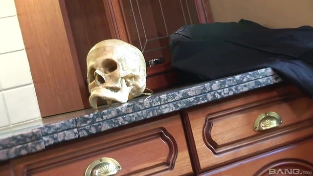 Kit & Kat Lee Enjoy Steamy Kitchen Fuck Together Without Limits