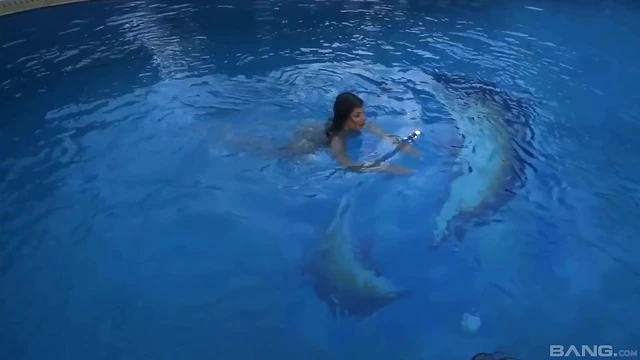 Outdoor Poolside Orgy: Group Fuck Adventure with Inna Innaki & Rosa Rosita