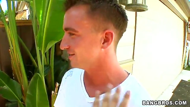 Outdoor Orgy: Three Sexy Sluts Share Fresh Milk in Blowjob Bliss