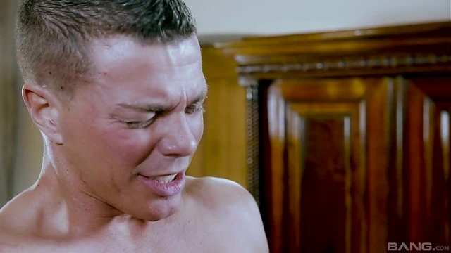 Loren & Clea Drain Lucky Cock in Glamorous Blowjob Fest