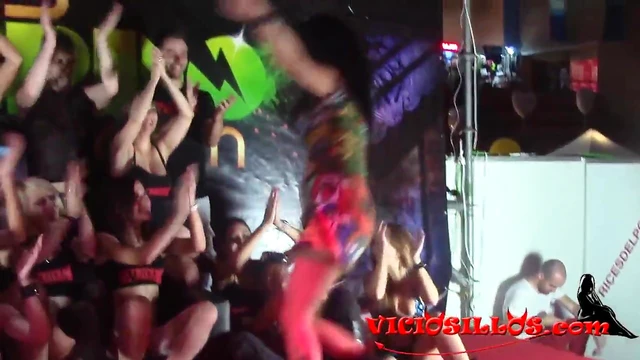 Erotic Farewell at Barcelona's Sultry Sex Salon Event 2015