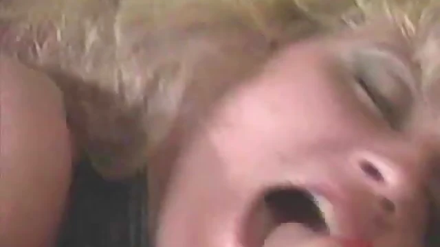 Barbara Dare's Pussy Gets Superb Licking During Retro Porn Shoot