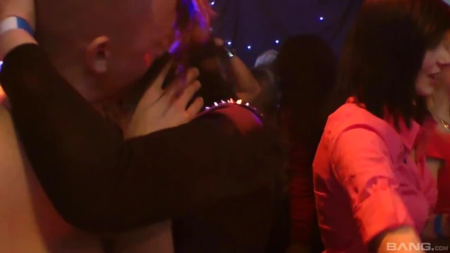 Horny Girls Enjoy Wild Hardcore Group Sex With Well-Hung Dicks