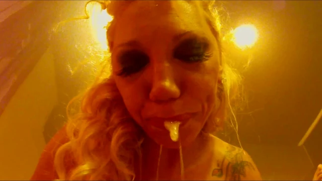 Ginger Hill & Lara Tinelli Group Fuck Fest on Bed Together