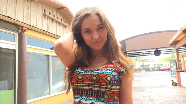 Sexy Teen With Round Ass Always Ready To Flash Her Pussy For Fun