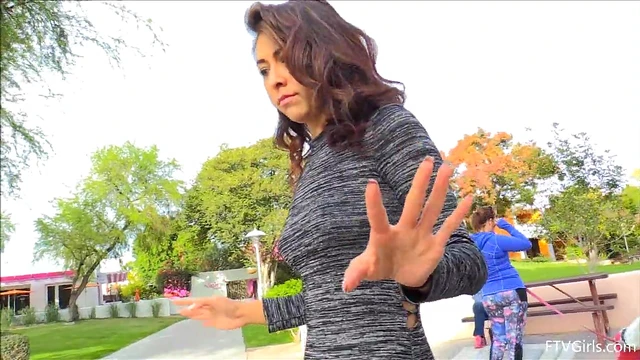 Slim Brunette Kara Gets Off Publicly Without Any Hesitation