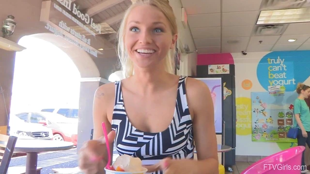 Staci's Sexy Blonde Cunt Loves Getting Stuffed by Banana Action HD