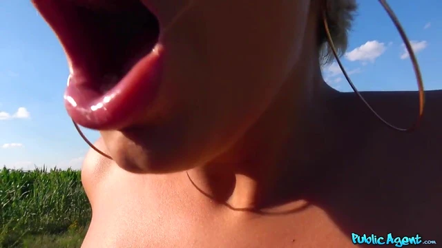 Passionate Horny Guy Gets Amazing Blowjob & Sex from Amaranta By Car Side