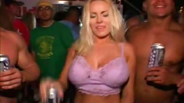 Sizzling Babes Crave Attention From Muscular Hunks in Steamy Nights Together