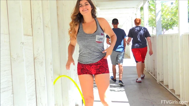 Curvy Goddess Displays Her Perfect Boobs & Ass Seductively