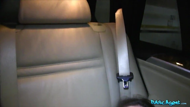 Russian Amateur Gets Hardcore Car Sex For Cash Rewards