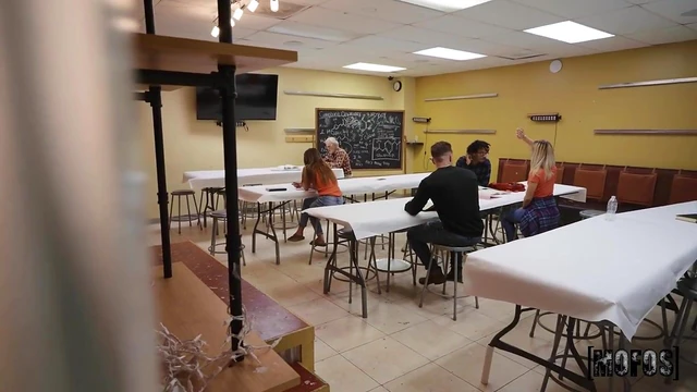 Bubble Butt Emma Teases Publicly Before Hot Sex Adventure Begins