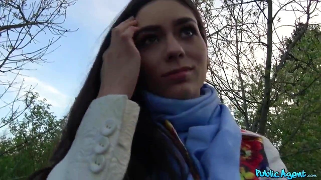 Wild Brunette Arwen Gold Delights Outdoors With Blowjob & Steamy Sex Acts