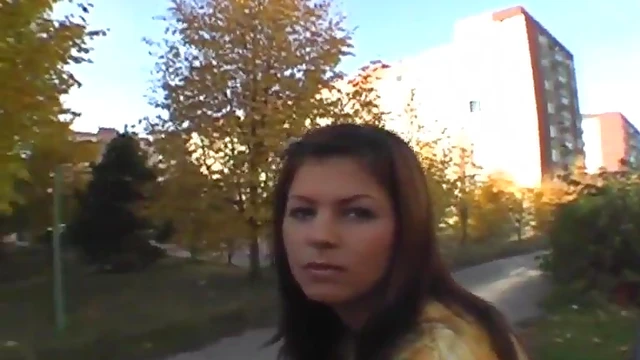 Sexy Lucy Provides Sensational Oral Pleasure Outdoors