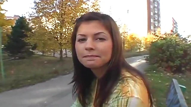 Sexy Lucy Provides Sensational Oral Pleasure Outdoors