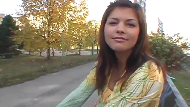 Sexy Lucy Provides Sensational Oral Pleasure Outdoors