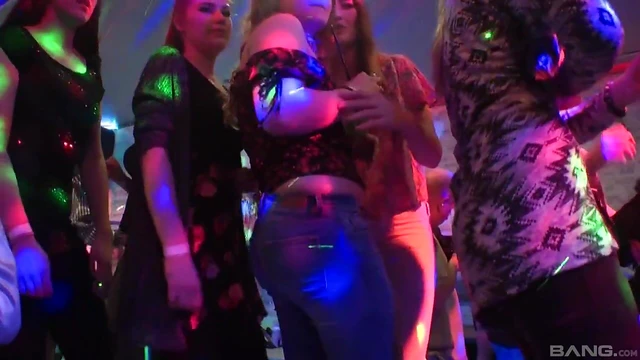 Passionate Alexis Crystal Thrives at Steamy Sex Party Orgies