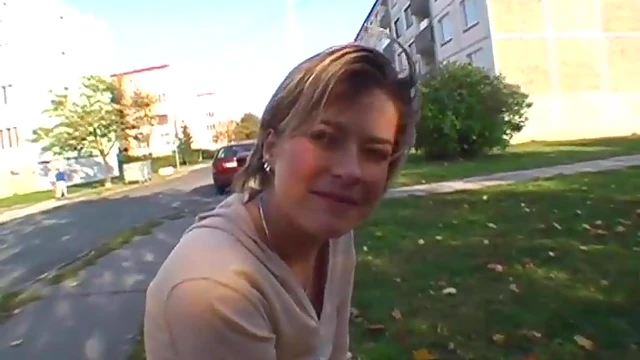 Beefy-Lipped Pussy Fucked Hard POV Style in Explicit Public Porn