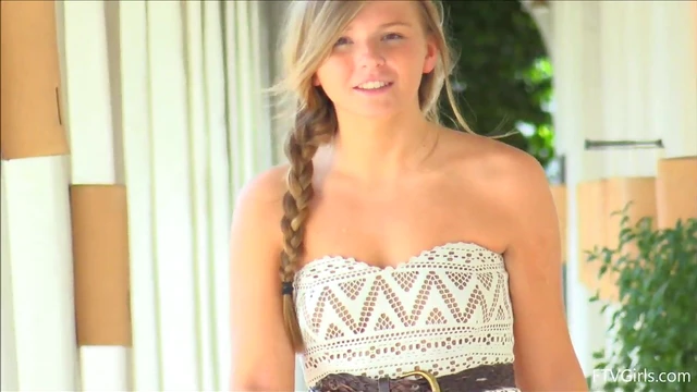 Sultry Woman Uses Stairs for Her Most Seductive Masturbation Ritual